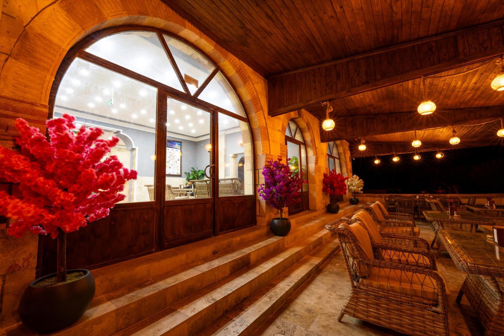 Crazy Horse Hostel